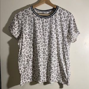 Cheetah Abercrombie & Fitch tee